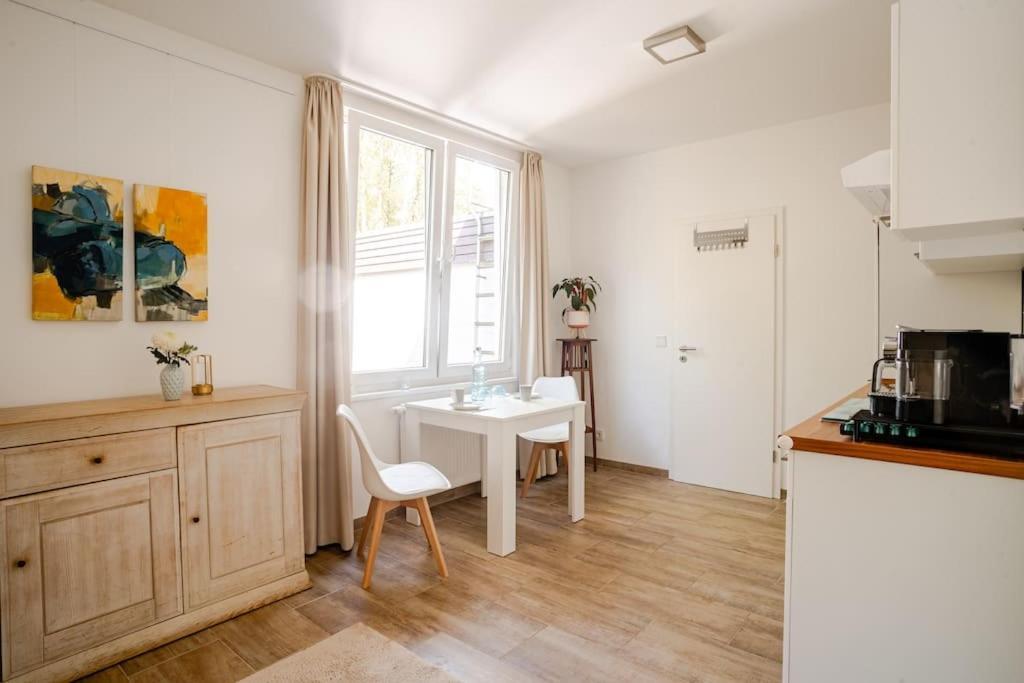 Tolles Apartment In Idyllischer Ruhiger Lage Брауншвейг Экстерьер фото